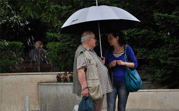 Облачно с дъжд и гръмотевици се очаква да бъде времето днес