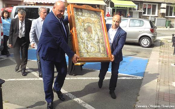 В Поморие пристига чудотворна икона