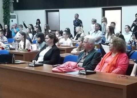Церемония по награждаване на спечелилите ученици в КОНКУРСА ПО ПРЕВЕНЦИЯ НА НАРКОМАНИИТЕ