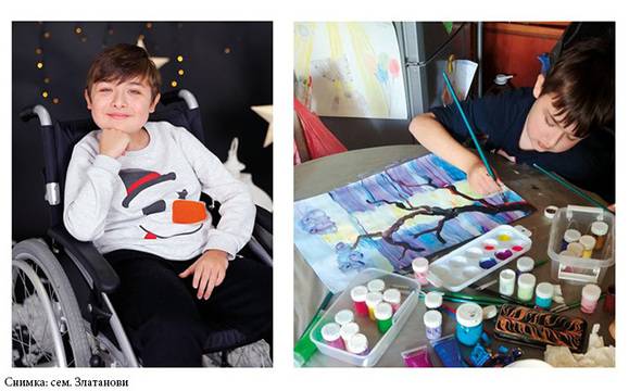 Талантливо бургаско момче с увреждания реди благотворителна изложба в библиотеката