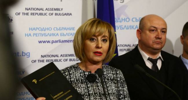 Омбудсманът Мая Манолова изнесе скандални данни за фирми за бързи кредити