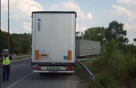 Спират камионите по главните пътища всеки петък и неделя до септември