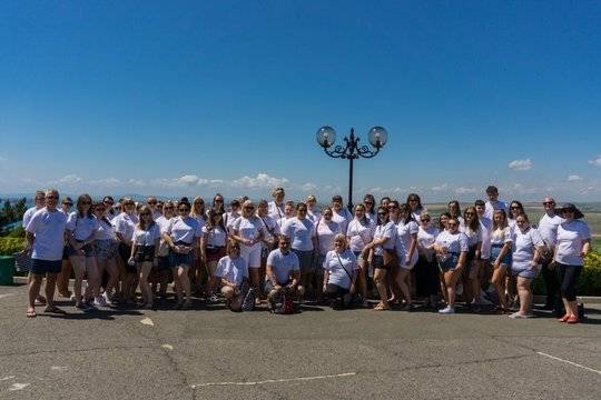 „Балкан Холидейз“ празнува 50 години чартърни полети от Великобритания до България