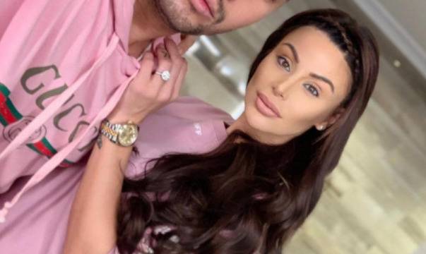 Светлана Гущерова на седмото небе, Добромир Гущеров я призна за снаха и прегърна детето й