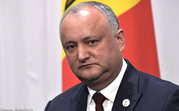 Конституционният съд на Молдова отстрани президента Игор Додон