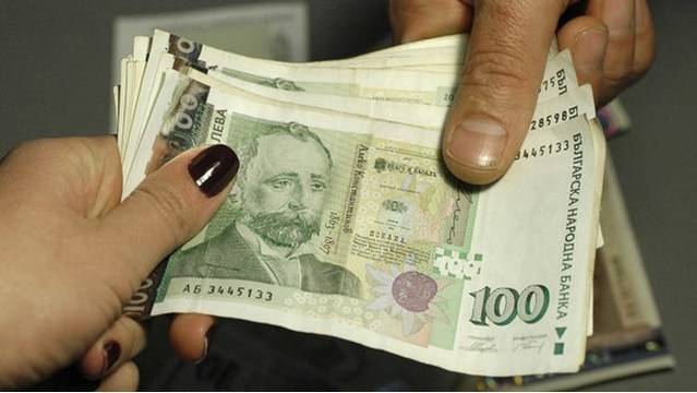 168 часа – Риск ли са бързите кредити?