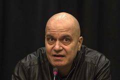 Слави Трифонов ще направи като Борисов? Скоро ще разберем