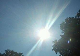 Днес слънчево и горещо с максимални температури между 31° и 36°