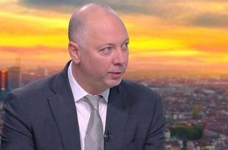 Вижте какво каза министър Желязков за влаковете, тол системата и концесията на летище София