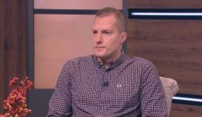 Лекар за пример: Доц. Станимир Сираков развива правене на уникални мозъчни операции у нас