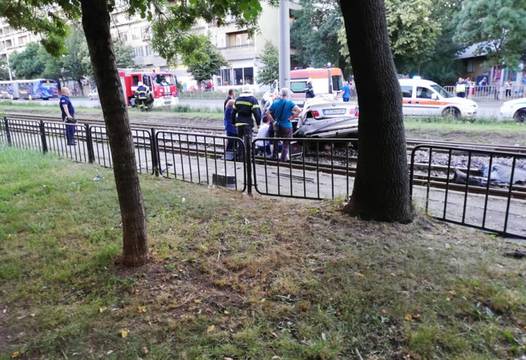 Брутално верижно меле на столично кръстовище в София