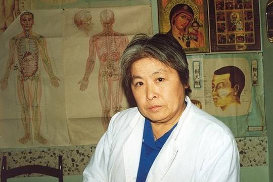 Руска лечителка съветва: „Яжте кисело мляко със сода и забравете за болестите!“