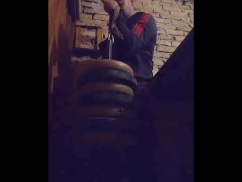 Станислав Ангелов показва как се тренира канадска борба.