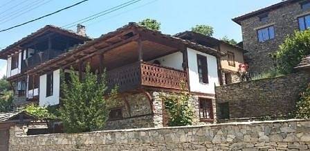 Къщи за гости довели до свръхстроителство в Лещен. Бивш депутат има 5 обекта