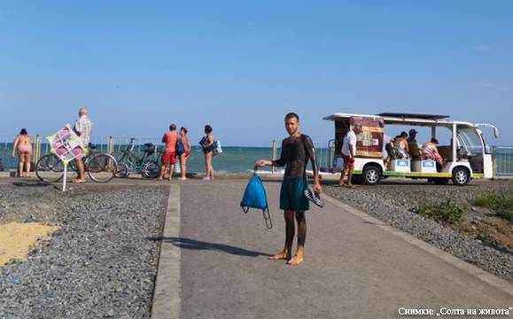 Общински съветници с апел да се отвори безплатна зона на басейните с луга и кал
