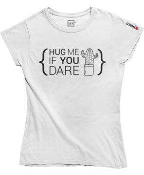 Тениска „Hug me“