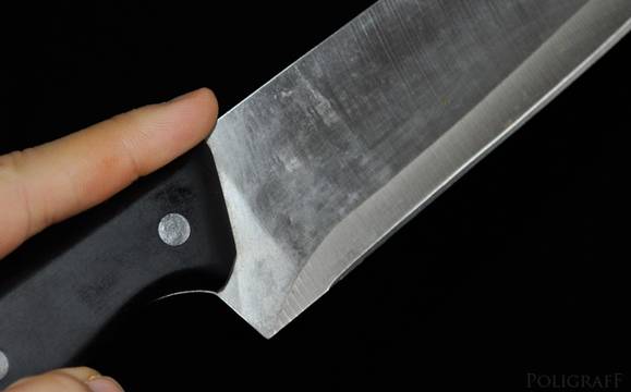 47-годишна жена уби с нож мъжа си след семеен скандал. Тя твърди, че бил насилник.