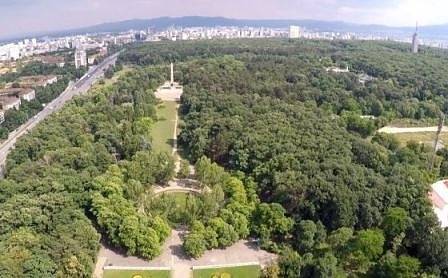 СОС прие общината да си върне имоти в Борисовата градина