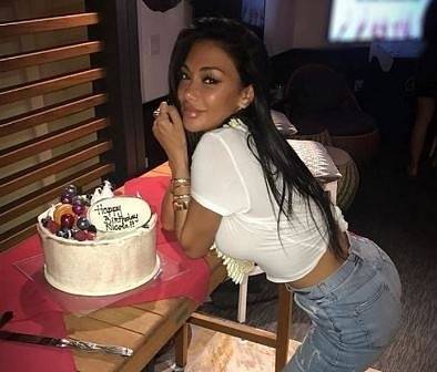 Никол Шерцингер със самотен рожден ден! Удари 41 без Гришо!