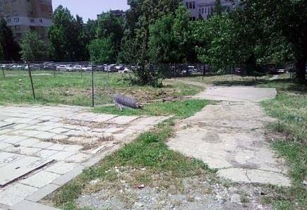 Собственикът на имота в „Младост 1“ пусна жалба за прерязана ограда