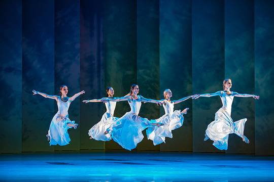 Школа по танци Just Dance