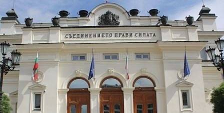 Парламентът отхвърли президентското вето върху закона за Черноморското крайбрежие