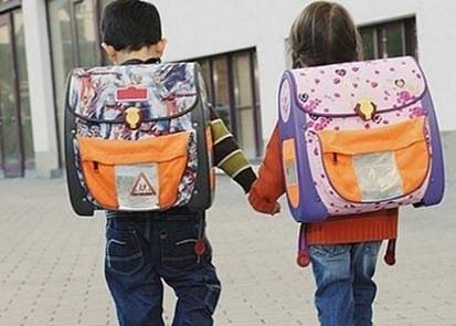 43 800 първокласници ще получат еднократна помощ от 250 лв.