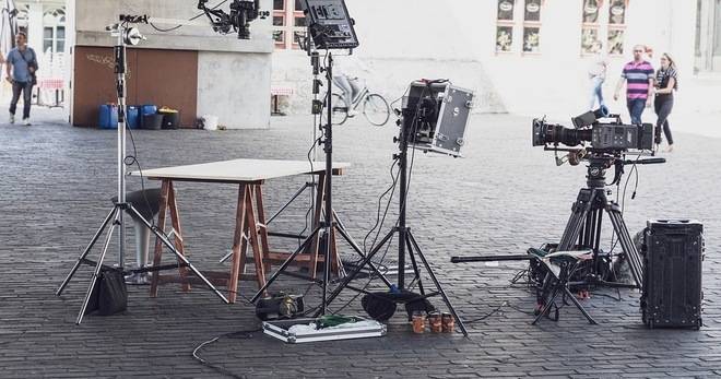 Видео архиви и трансфер на авторски права