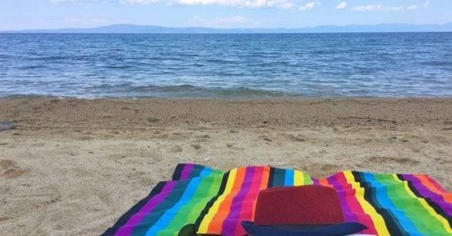 Конкурс за снимка на тема ‘Ваканция с книга’