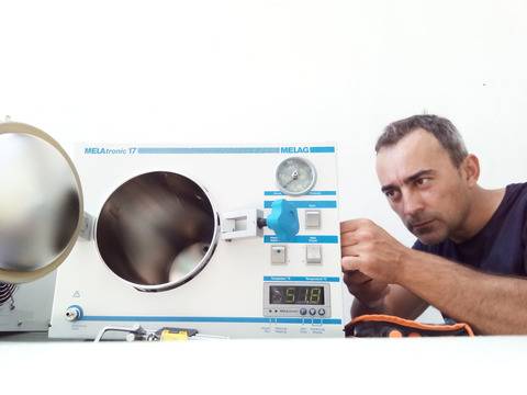 Сервиз на стоматологична и зъботехническа техника