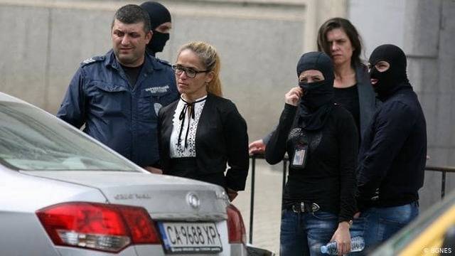 Иванчева и Петрова се оплакаха от теч на данни