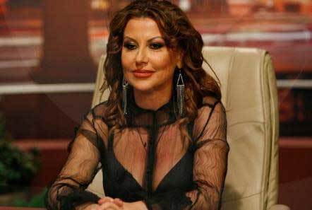 Раева възмутена: Шепа освирепели жени сипят клетви и обиди!