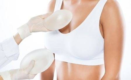 Фармацевтичната компания изтегля гръдни импланти заради рядка форма на рак