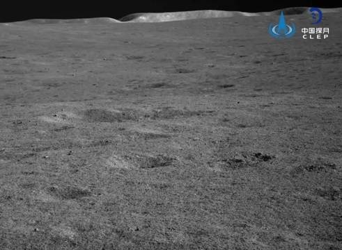 Китайският луноход Юту 2 се събуди и започна своя осми лунен ден