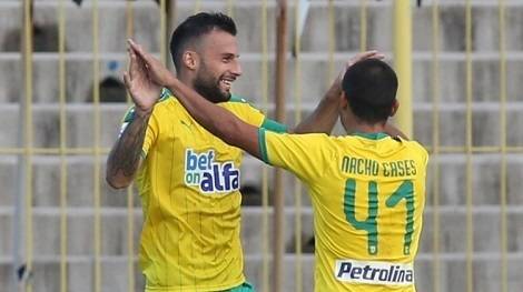 Левски унизен от АЕК, македонец вкара 4 гола – SportVox