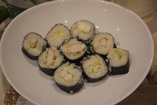 Суши с пилешко месо