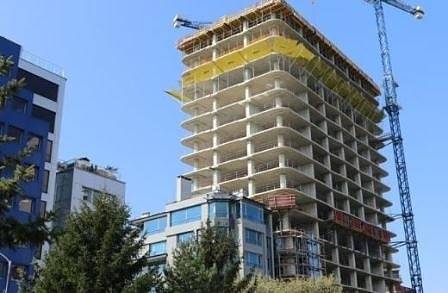 Работата по сградата „Златен век” може да се възобнови още в средата на този месец