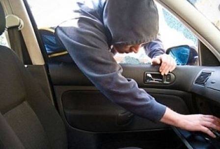 На вниманието на МВР и Бойко Борисов! Пак започнаха кражби на чужденци по пътищата