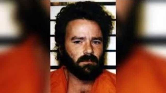 Томи Лин Селс: Убиец между два бряга