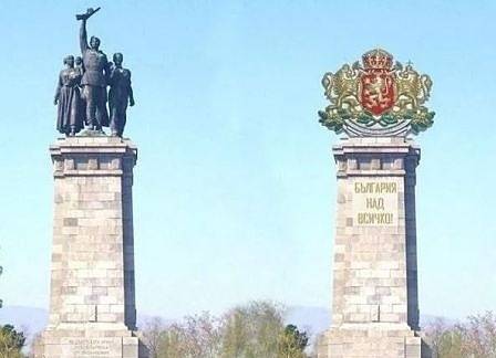 Тома Биков: ДБ номинираха за кмет на София автора на грозната идея с паметника на Съветската армия