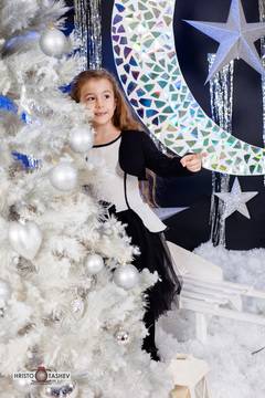 Коледна фотосесия – Никол – Христо Ташев – фотограф Варна, кръщене, детски фотосесии