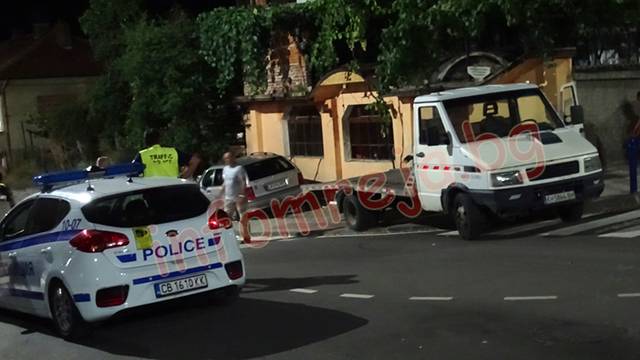 69-годишен дупничанин почина след като кола се вряза в кафене