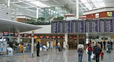 Отмениха 130 полета на летището в Мюнхен заради пробив в сигурността