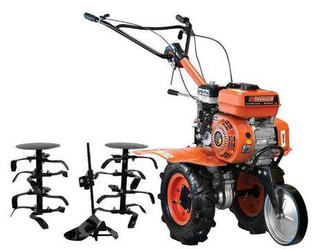 Невероятната мултифункционалност на мотофрезата с прикачен инвентар