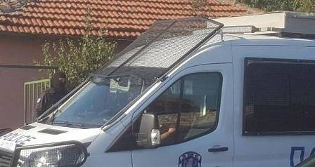 Мащабна полицейска акция в столичния квартал „Христо Ботев“