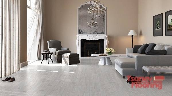 Ламинат избелен дъб за аристократична атмосфера на помещенията