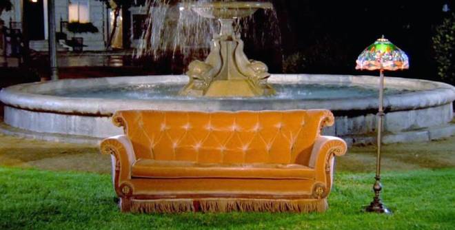 Жителите на Ню Йорк на протест срещу сериала „Приятели“