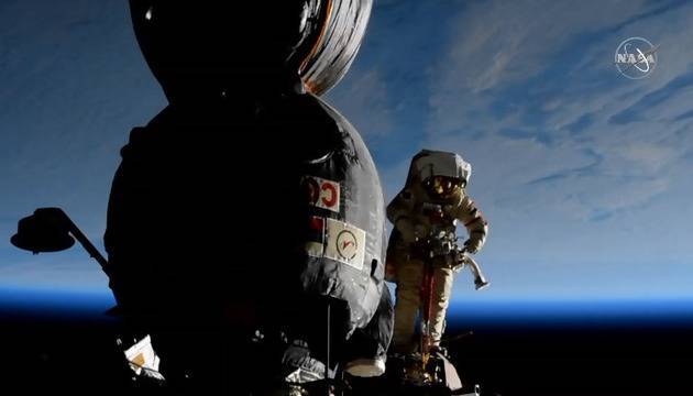 Руските космонавти все по-малко време се занимават с наука на МКС