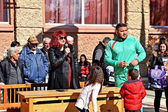 4ВЛАСТ: Елза Величкова влиза в битката за втори мандат от Партия на Зелените, подкрепят я БСП, ВМРО, Да, България, ЗНС, Атака