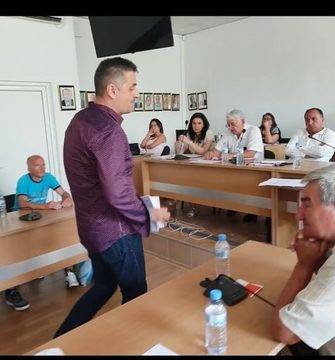 Лидерът на БСП в Сандански Снежана Стоянова хвърля оставка в сряда, обяви: Няма да работя за натрапения Младен Тимчев, той е…